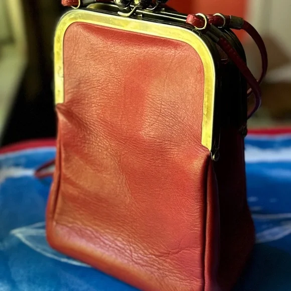 Sold - Picture 4 of 11